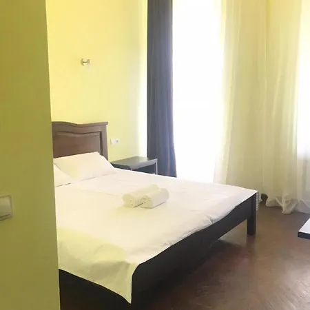 Apartment Uspenska 65 *